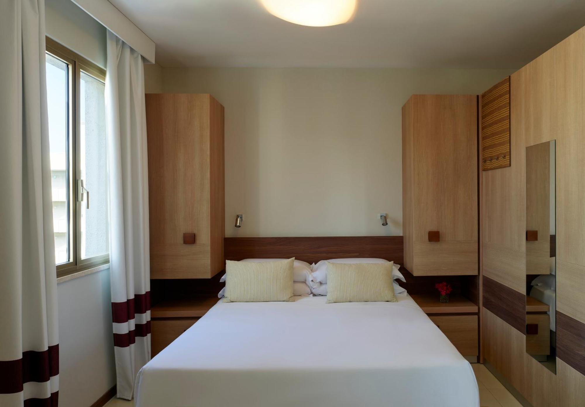 Serena Majestic Residence Montesilvano Ruang foto